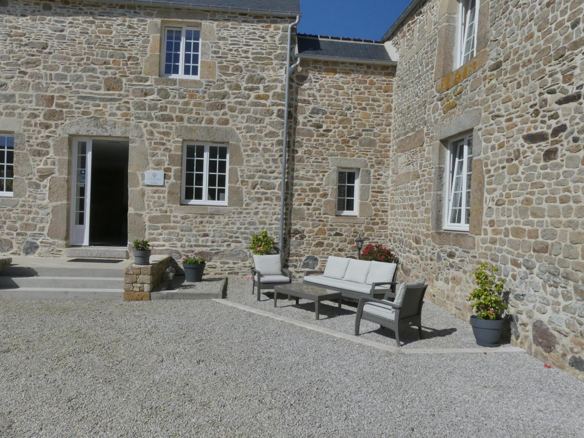 La Vallee Joly Le Vast Exteriör bild